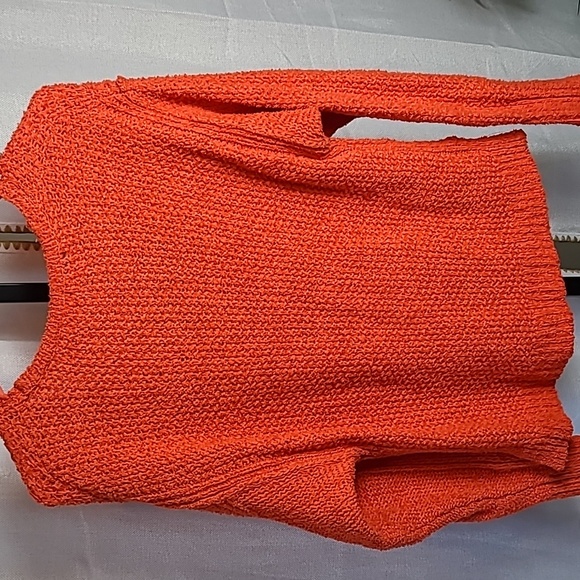 Free people women's xs sweater. - Picture 4 of 4